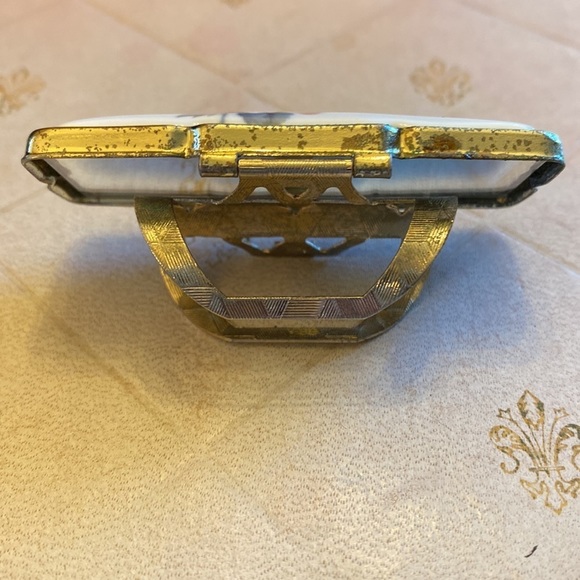 𝅺💖vintage Lipview lip mirror, with floral cover holder with vanity mirror - Picture 3 of 8